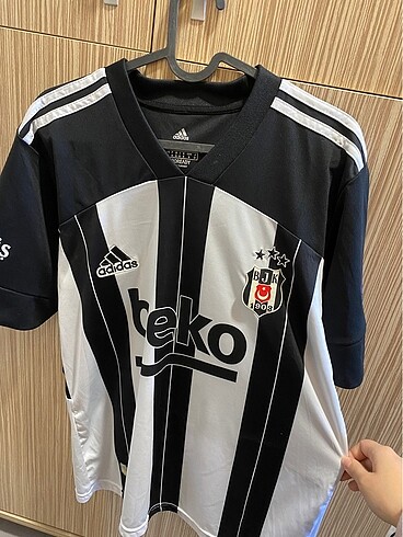 İsim baskılı orijinal Beşiktaş forması