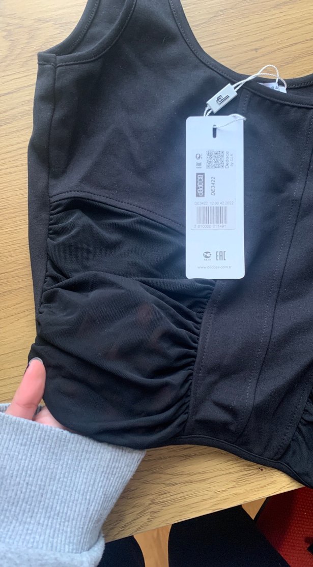 Siyah gece bluzu crop - Görsel 4