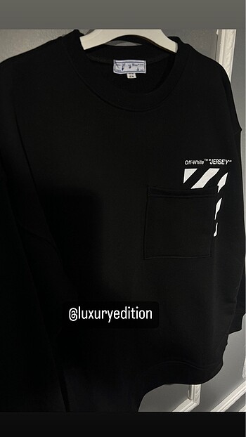 Off-White S m l mevcut ????