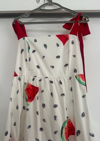 Beyaz Askılı Renkli Desenli Uzun Elbise - Görsel 2