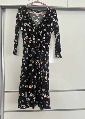 Papatya desenli esnek kumaş elbise - Görsel 2