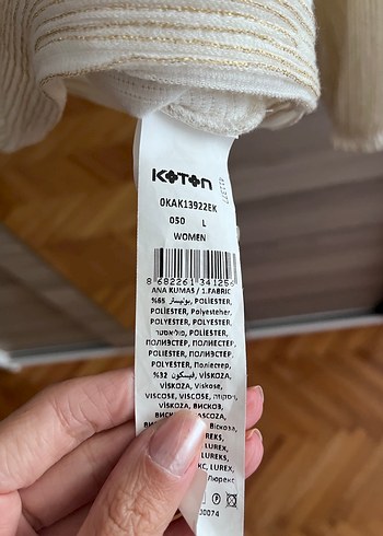 Koton Bohem Tarz İnci Detaylı Boğazlı Triko Kazak