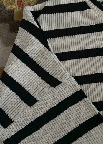 Çizgili Beyaz Pamuklu Kadın Triko - Görsel 3