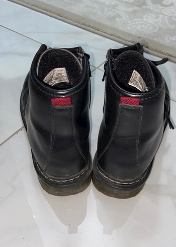 Kadın Siyah Deri Bot - Görsel 3