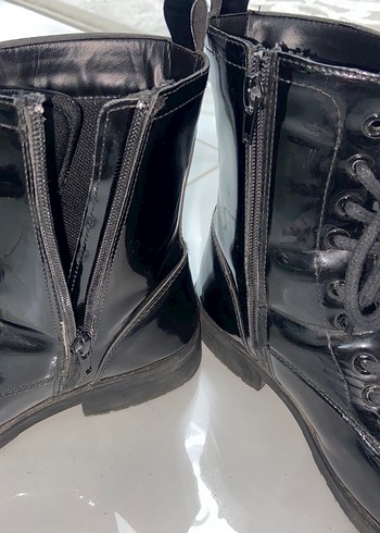 Siyah Rugan Bot - Görsel 4