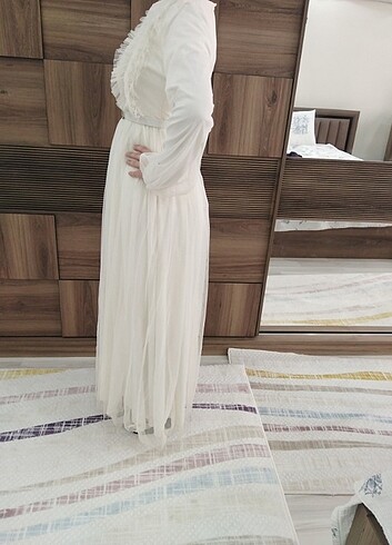 40 Beden beyaz Renk Tesettür elbise 