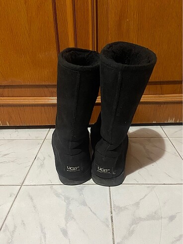 Ugg bot