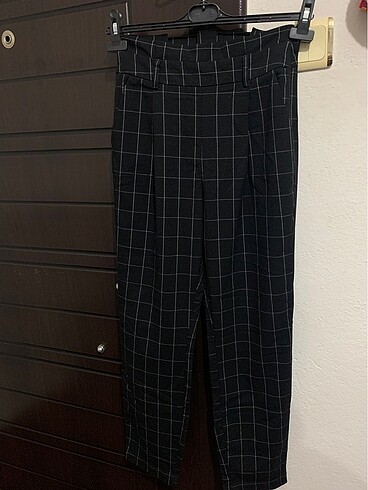 Stradivarius Pantolon