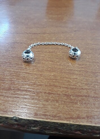 PANDORA CHARM