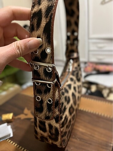 Bershka Leopar çanta