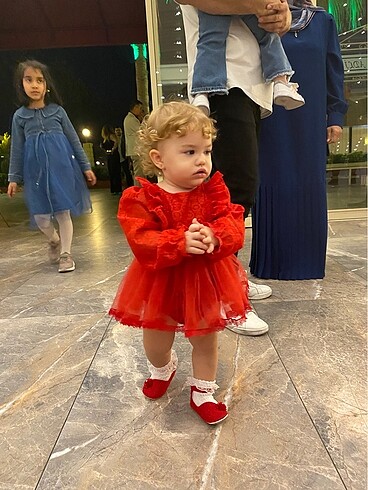 Kız bebek elbise