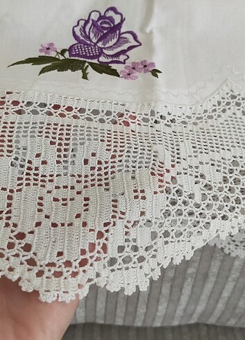  Beden El işi örme dantilli kaneveçe 