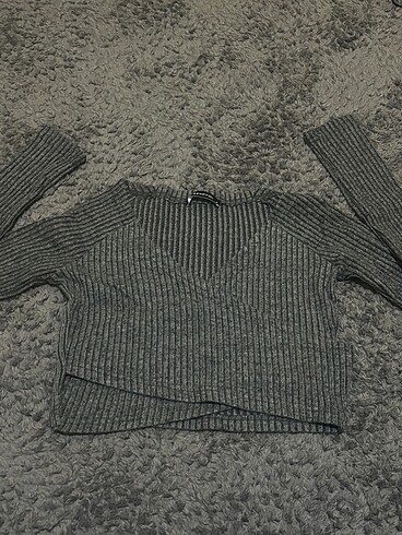 trendyol gri çarpraz detay crop