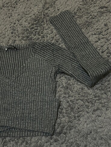 Trendyol & Milla trendyol gri çarpraz detay crop