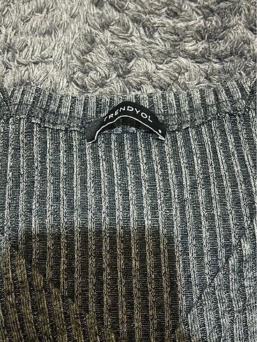 s Beden trendyol gri çarpraz detay crop