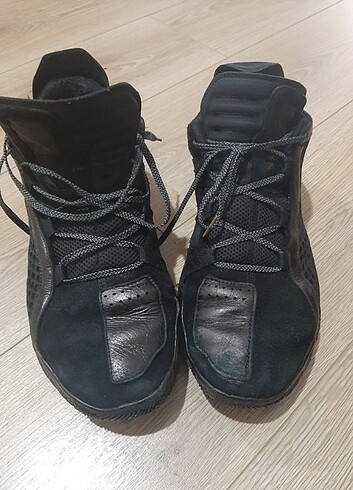 Adidas Dame 6