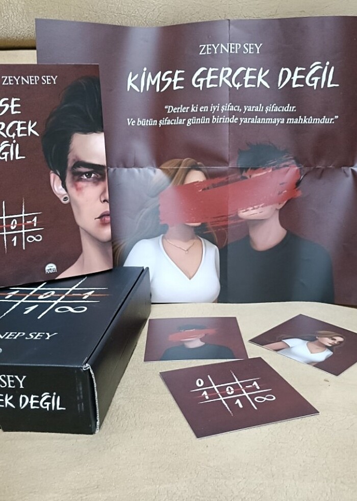 Kimse gerçek değil - Görsel 2