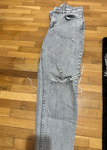 Gri Lazerli Asit Yıkama Mom Jean - Görsel 3