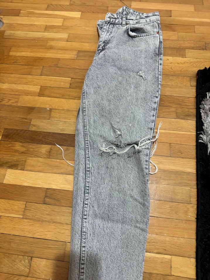 Gri Lazerli Asit Yıkama Mom Jean - Görsel 3