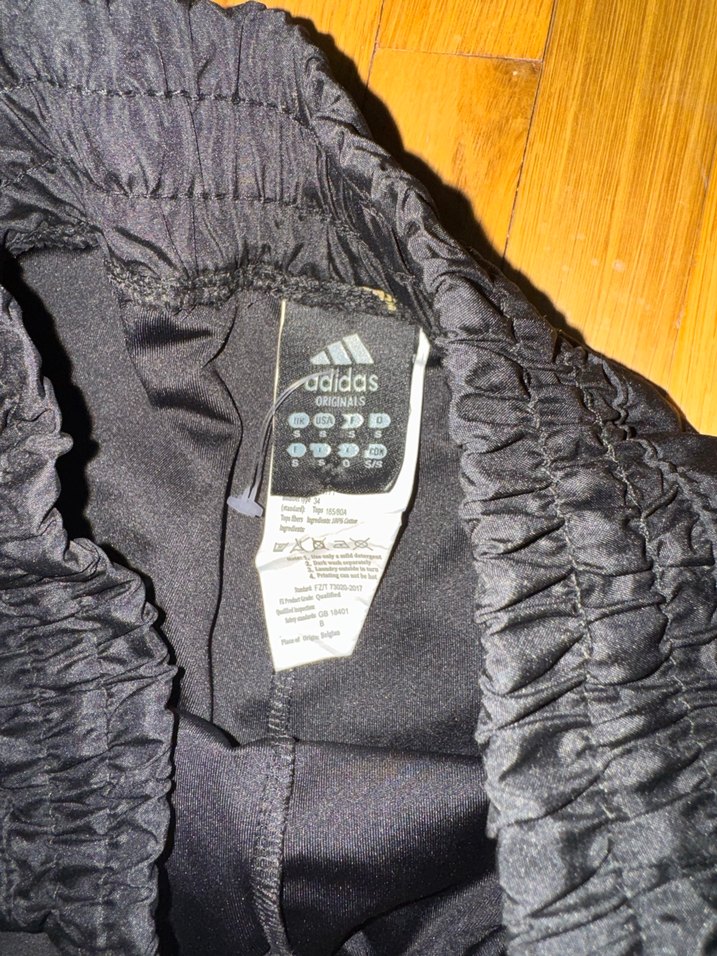 Kadın Siyah Adidas Mini Spor Şort - Görsel 3