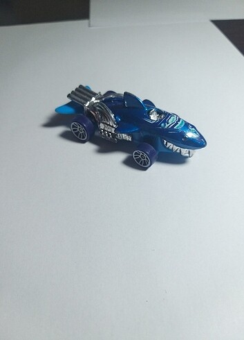 Hw-shark