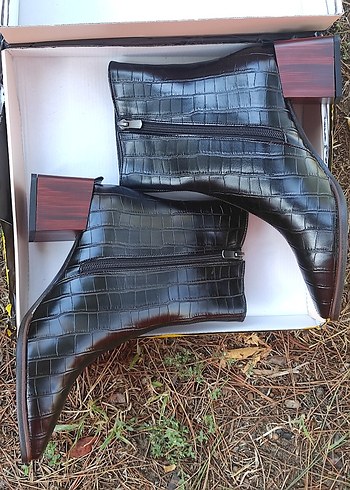40 Beden siyah croco kahve topuk bot