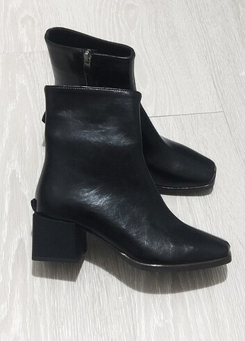 37 Beden siyah Renk 37 numara