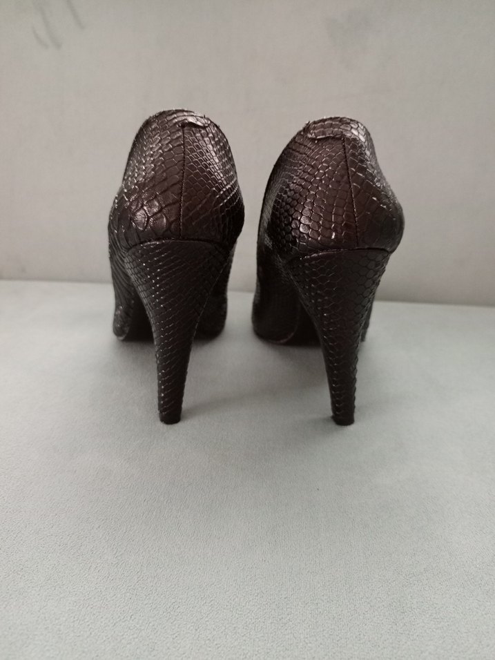 Siyah Deri Yılan Desenli Stiletto - Görsel 2