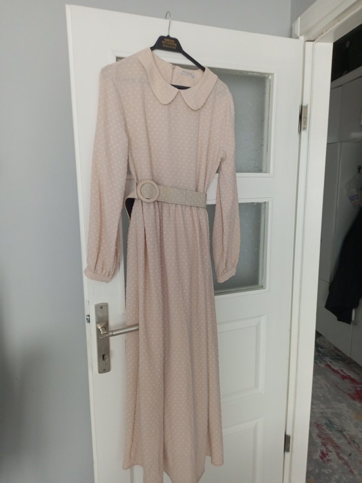 Bej Uzun Kolay Kemerli Elbise - Görsel 2