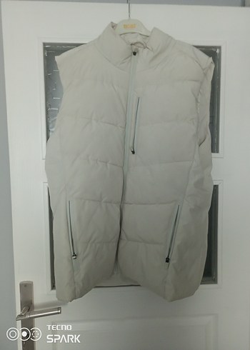 Beyaz Yüksek Yakalı Fermuarlı Kadın Yelek - Görsel 2