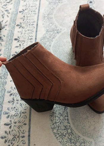 Süet Kahverengi Kadın Dolgu Topuklu Bot - Görsel 3