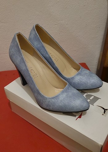 Topuklu ayakkabı - Görsel 3