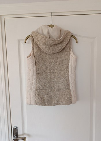 LİMON COMPANY YAKA KÜRKLÜ TRİKOLU YELEK . - Görsel 2