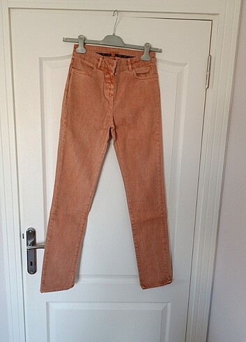 BARBOUR SIFIR ORJİNAL JEANS .