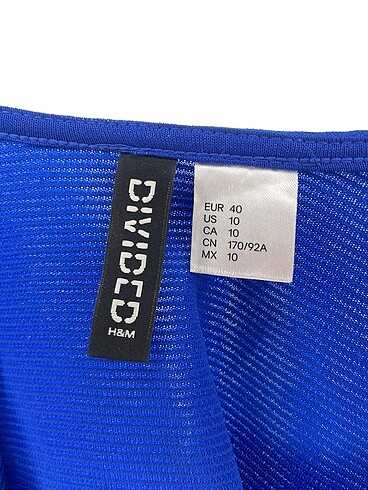 40 Beden çeşitli Renk H&M Kısa Elbise %70 İndirimli.