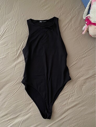 Zara polyester body