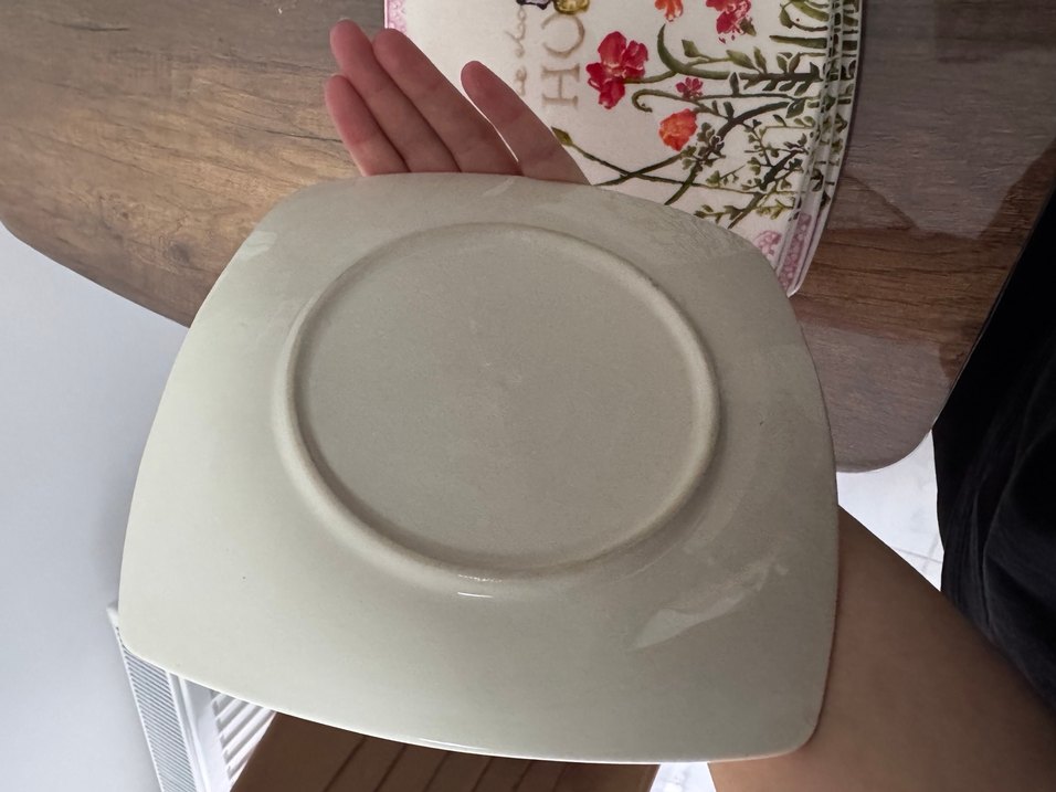 Renkli Kelebekli ve Çiçek Desenli Beyaz Tabak Seti 6 lı - Görsel 4