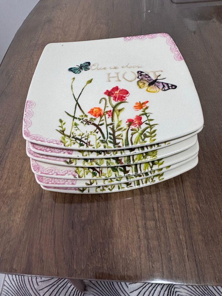 Renkli Kelebekli ve Çiçek Desenli Beyaz Tabak Seti 6 lı - Görsel 3