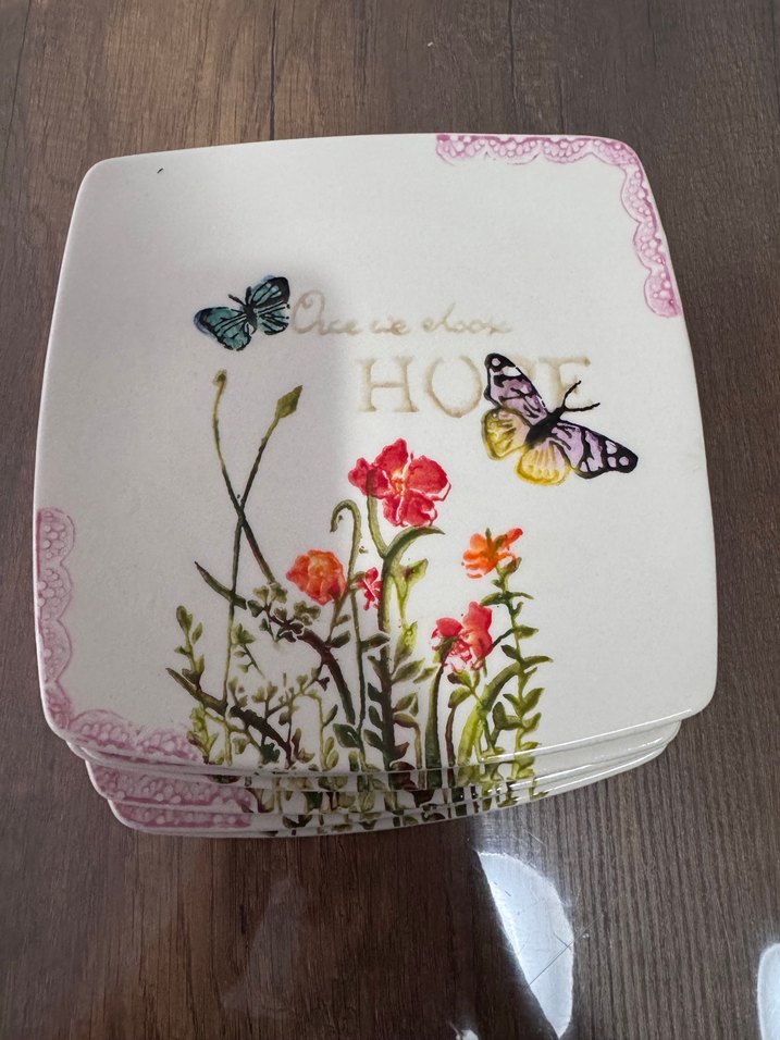 Renkli Kelebekli ve Çiçek Desenli Beyaz Tabak Seti 6 lı - Görsel 2