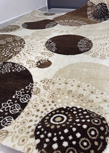 Kahverengi Desenli Halı - Görsel 4