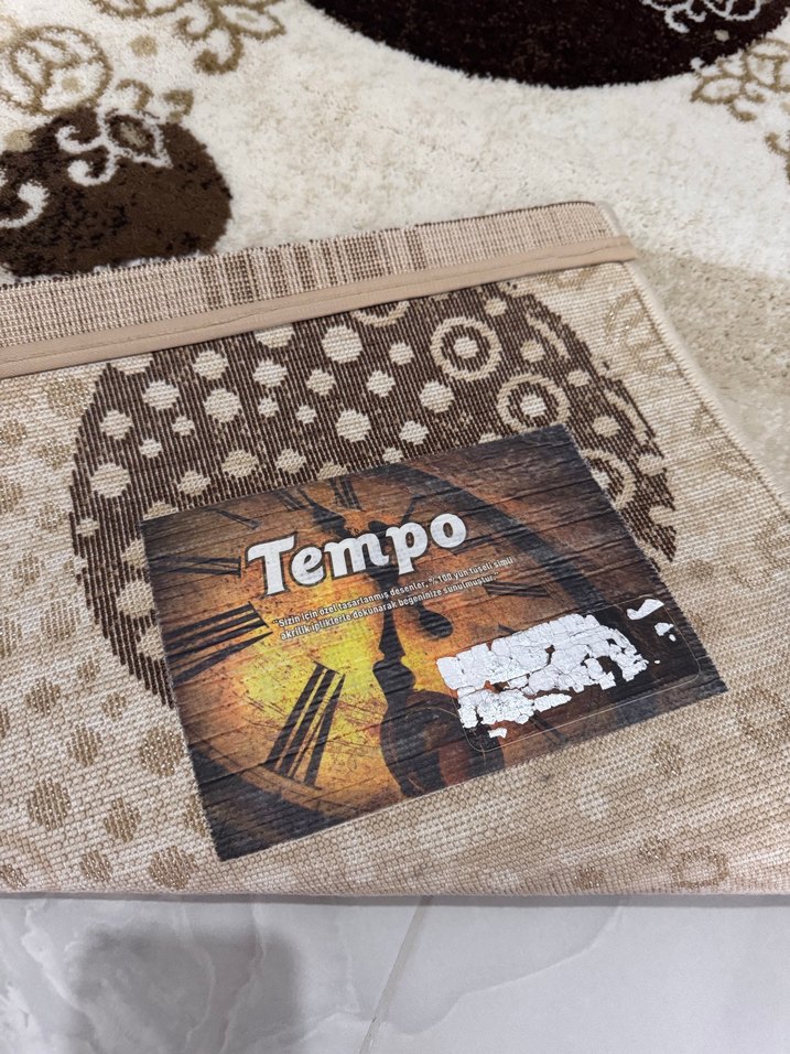 Kahverengi Desenli Halı - Görsel 5