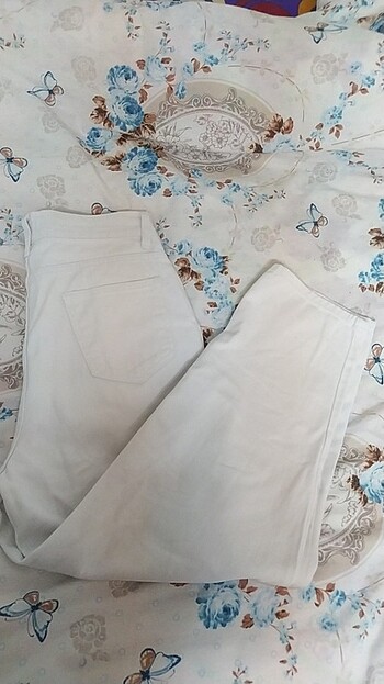 30 Beden beyaz Renk Pantolon