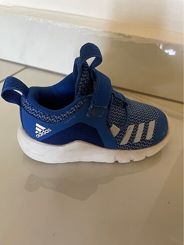 21 numara orijinal Adidas