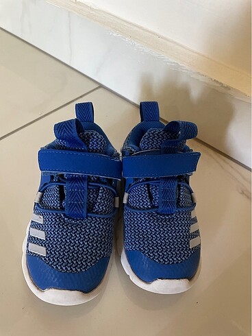 21 Beden mavi Renk 21 numara orijinal Adidas