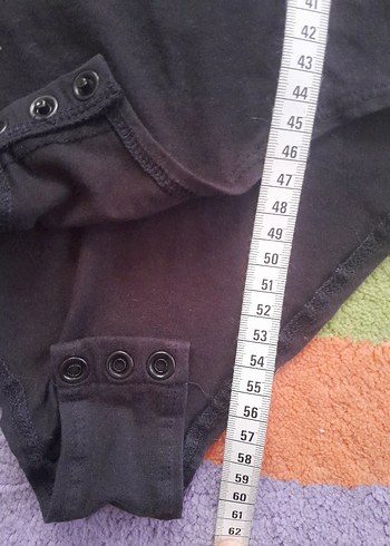 Siyah V Yaka Kolsuz Body - Görsel 6