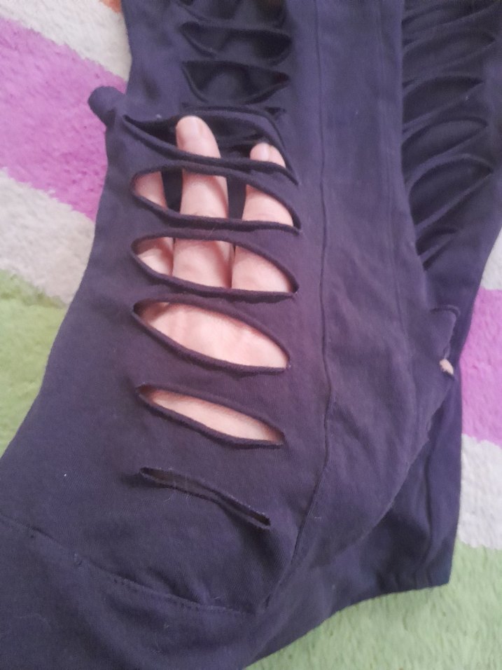 Siyah V Yaka Kolsuz Body - Görsel 3