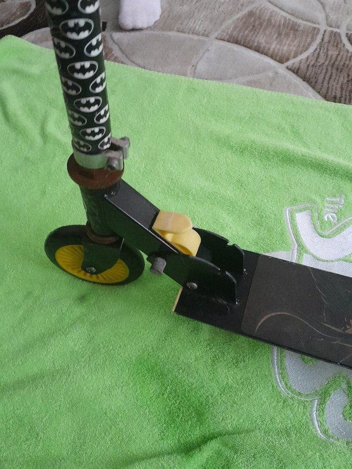 Renkli Yeşil Çocuk Scooter'ı - Görsel 4