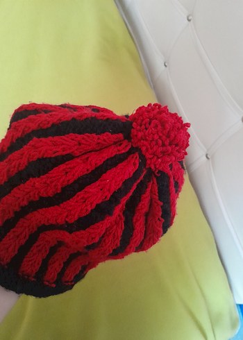 Kırmızı Siyah Örgü Kadın Bere - Görsel 3