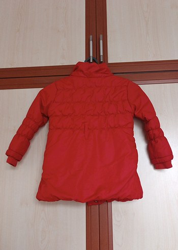 Kız Çocuk Kırmızı Düğmeli Mont - Görsel 5