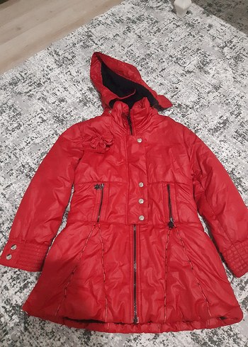 Kız Çocuk Kırmızı Kapüşonlu Kürklü Mont - Görsel 2